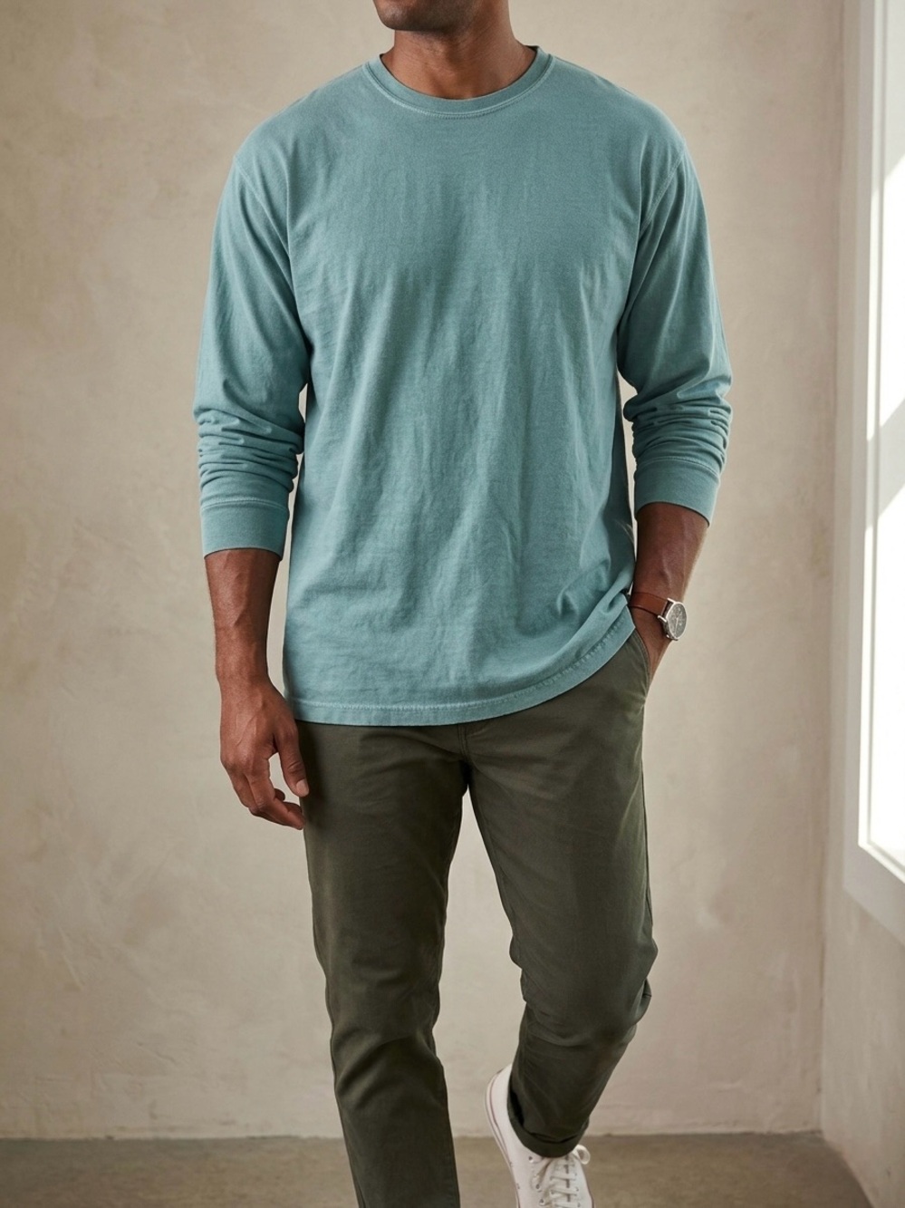 Comfort Colors Men's Long-Sleeve Crewneck Shirt in Seafoam